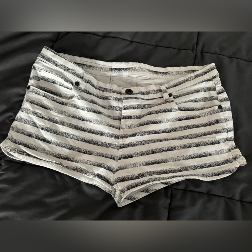 Hurley shorts